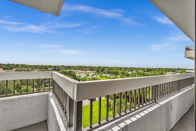 23200 Camino Del Mar 602, Boca Raton, FL 33433