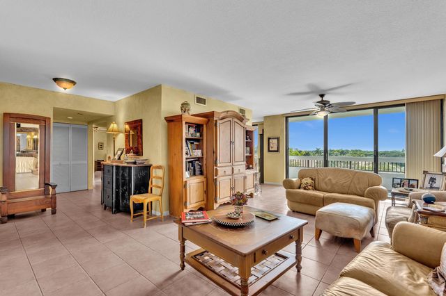 23200 Camino Del Mar 602, Boca Raton, FL 33433