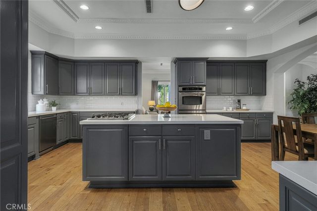 16459 Otsego Street, Encino, CA 91436