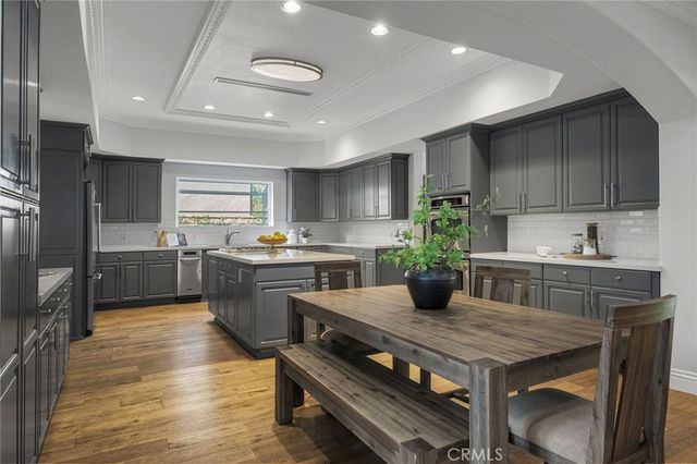 16459 Otsego Street, Encino, CA 91436