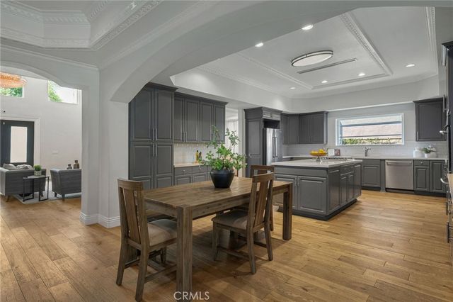 16459 Otsego Street, Encino, CA 91436