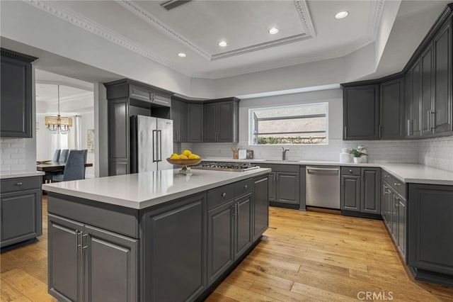 16459 Otsego Street, Encino, CA 91436