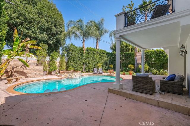 16459 Otsego Street, Encino, CA 91436
