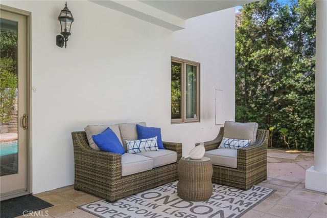 16459 Otsego Street, Encino, CA 91436