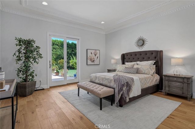 16459 Otsego Street, Encino, CA 91436