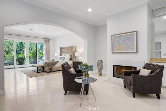 16459 Otsego Street, Encino, CA 91436