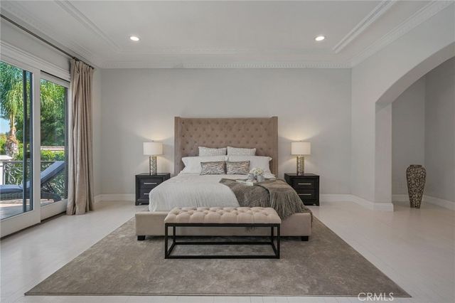 16459 Otsego Street, Encino, CA 91436