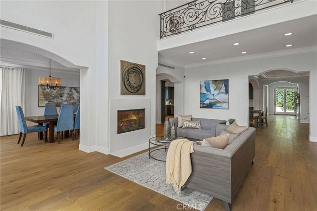 16459 Otsego Street, Encino, CA 91436
