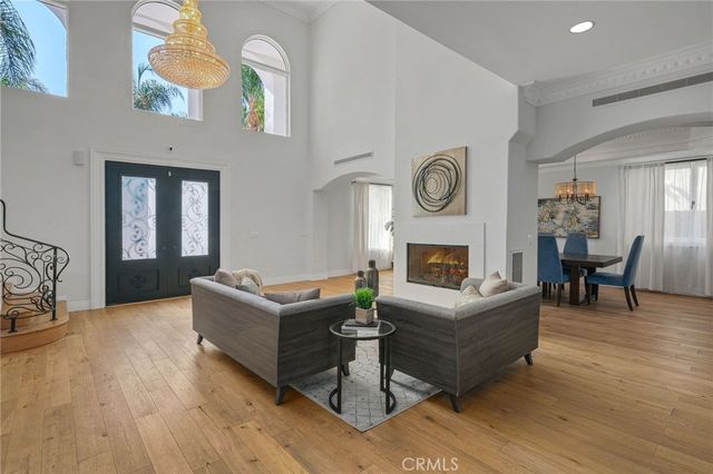 16459 Otsego Street, Encino, CA 91436