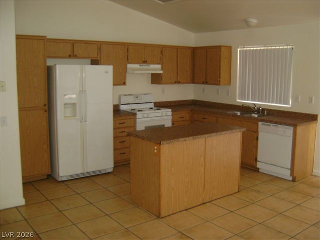 830 PADRE FIELD Court, Las Vegas, NV 89030
