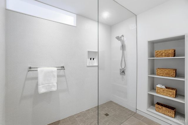 1824 Elm Street, Cincinnati, OH 45202