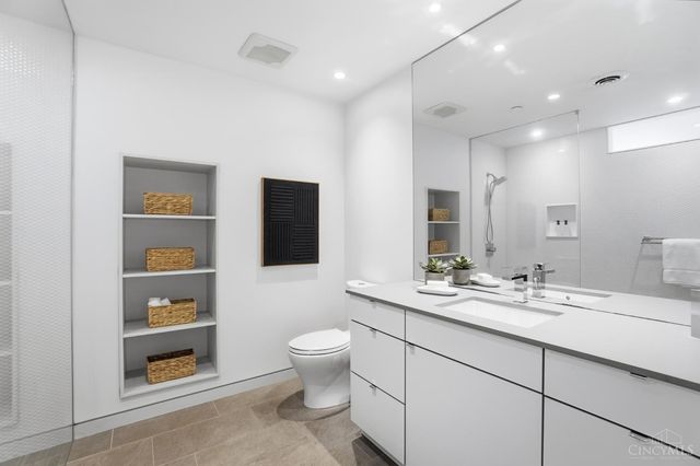 1824 Elm Street, Cincinnati, OH 45202