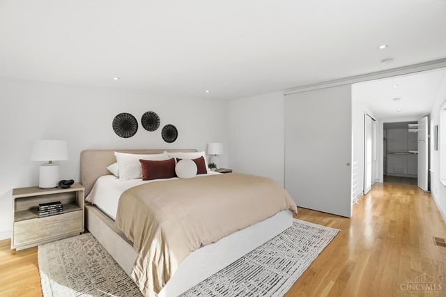 1824 Elm Street, Cincinnati, OH 45202