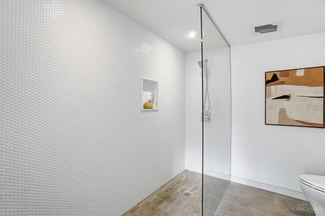 1824 Elm Street, Cincinnati, OH 45202