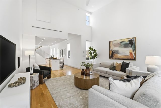 1824 Elm Street, Cincinnati, OH 45202