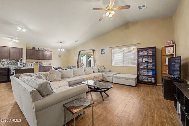 9051 W RAVEN Drive, Arizona City, AZ 85123
