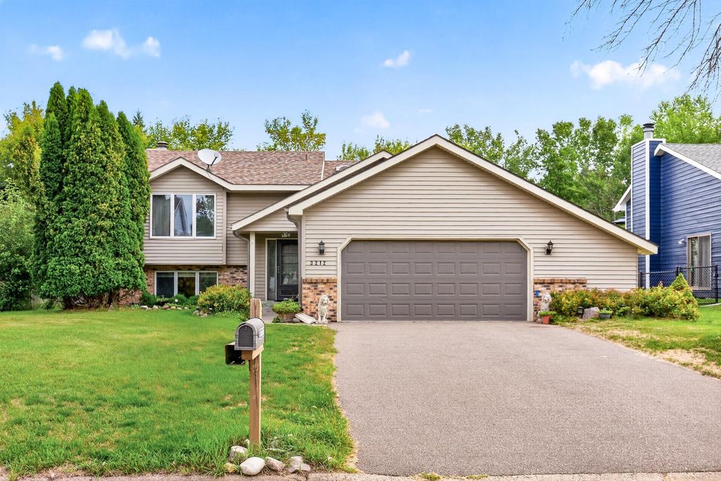 3212 Sunset Lake Drive, Burnsville, MN 55337 — photo 2