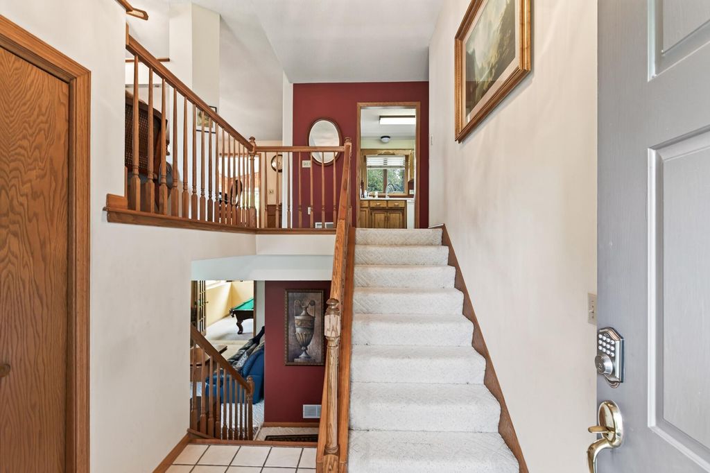 3212 Sunset Lake Drive, Burnsville, MN 55337 — photo 3