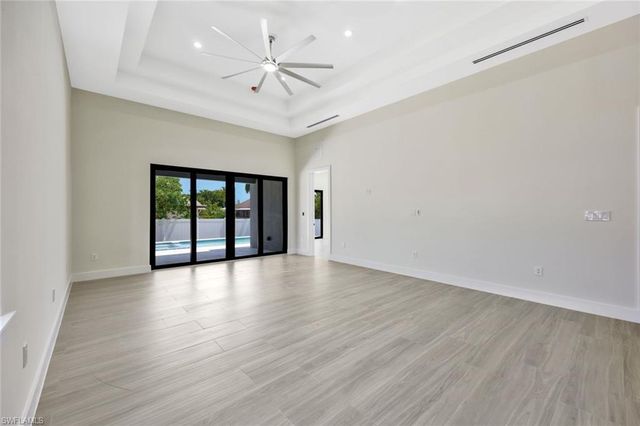 1297 Trail Terrace DR, Naples, FL 34103