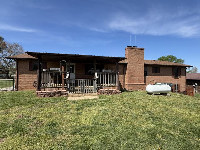 411 Boat Dock Road, Somerset, KY 42501