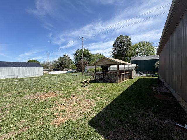 411 Boat Dock Road, Somerset, KY 42501
