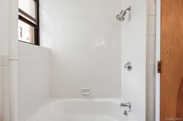 1608 Amsterdam Avenue 4B, New York (manhattan), NY 10031