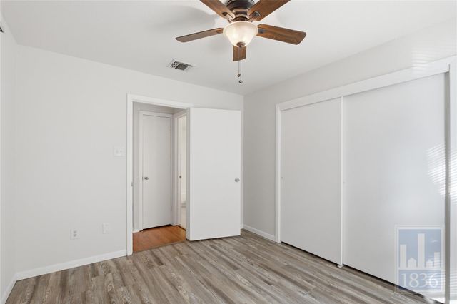 1514 Parker LN 102, Austin, TX 78741