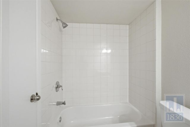 1514 Parker LN 102, Austin, TX 78741