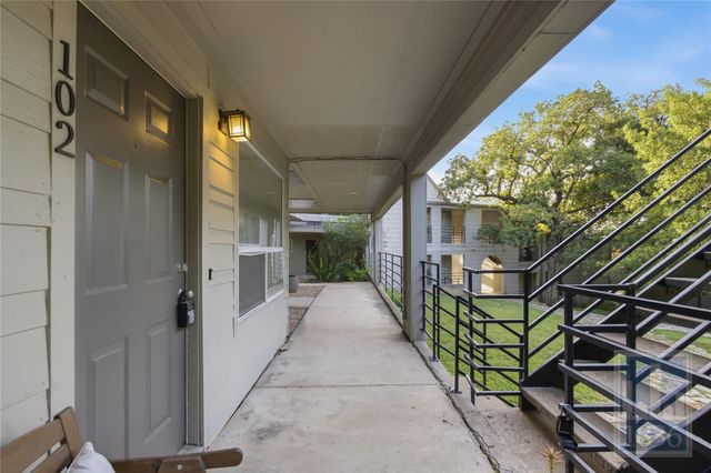 1514 Parker LN 102, Austin, TX 78741