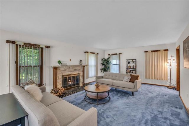 8630 W Peck COURT, Milwaukee, WI 53225