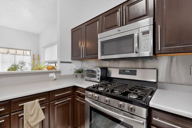 331 Serenity Court SE, Albuquerque, NM 87123