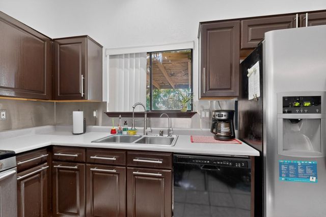 331 Serenity Court SE, Albuquerque, NM 87123