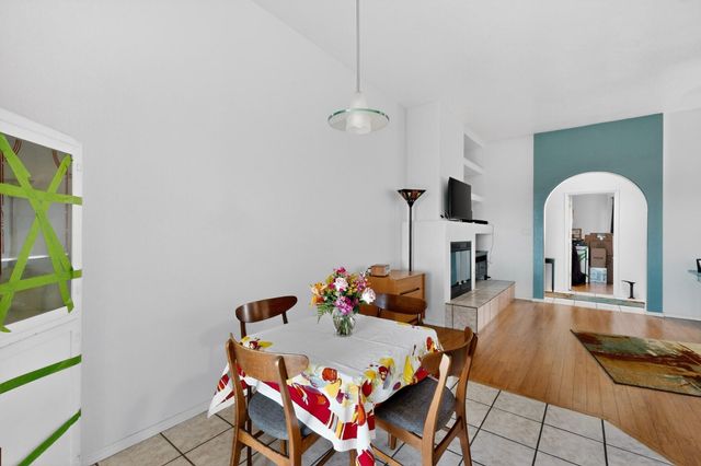 331 Serenity Court SE, Albuquerque, NM 87123
