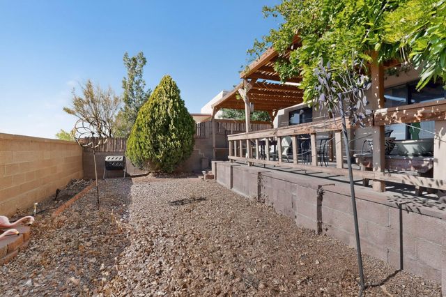 331 Serenity Court SE, Albuquerque, NM 87123