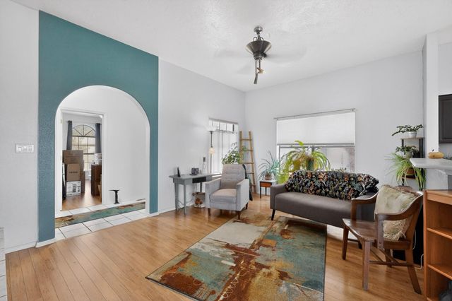 331 Serenity Court SE, Albuquerque, NM 87123