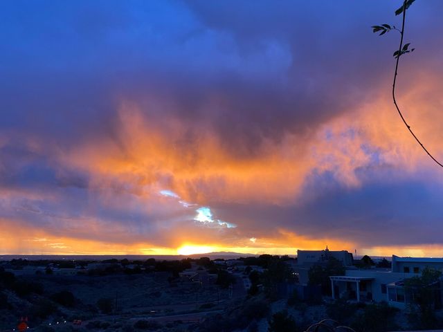 331 Serenity Court SE, Albuquerque, NM 87123