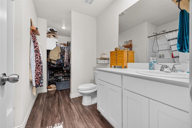 452 Bobbie Street, Mabank, TX 75147