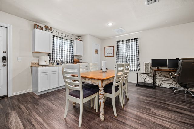 452 Bobbie Street, Mabank, TX 75147