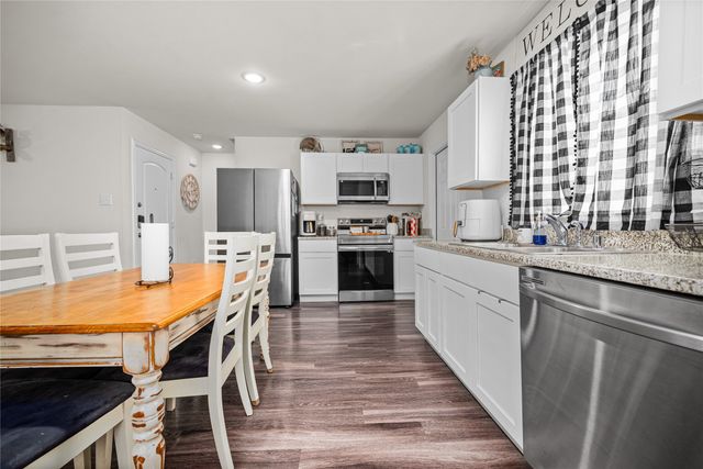 452 Bobbie Street, Mabank, TX 75147