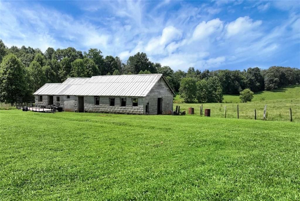 Image 44 of property listing at 4041 Ada Street, Blue Ridge, GA 30513