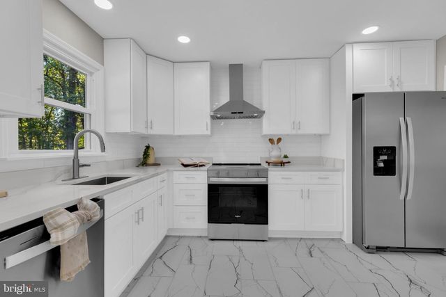 10806 OLD BROOK RD, Spotsylvania, VA 22553