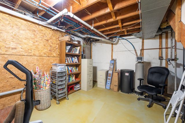 7222 S 3rd Street, Texas Twp, MI 49071