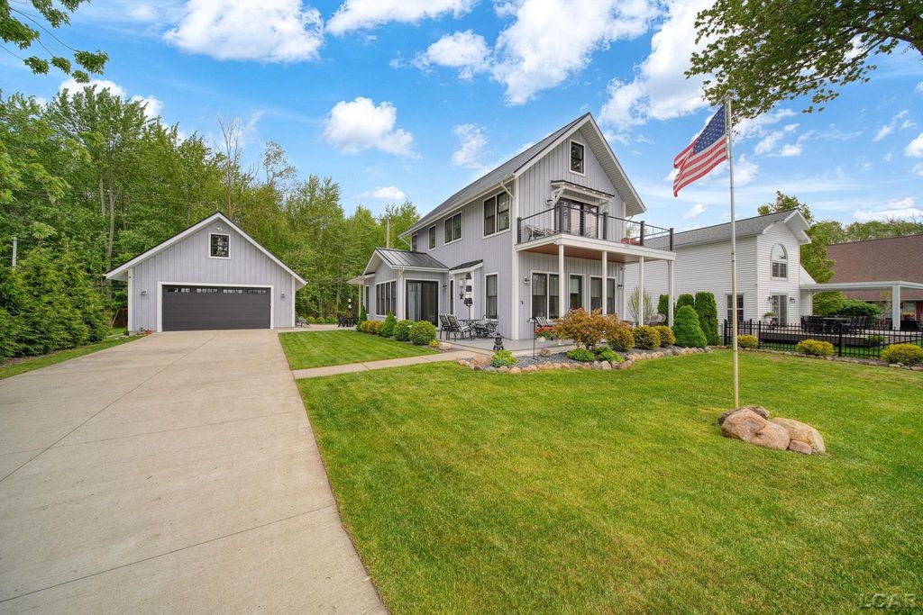 3493 Round Lake Highway, Rollin Twp, MI 49253