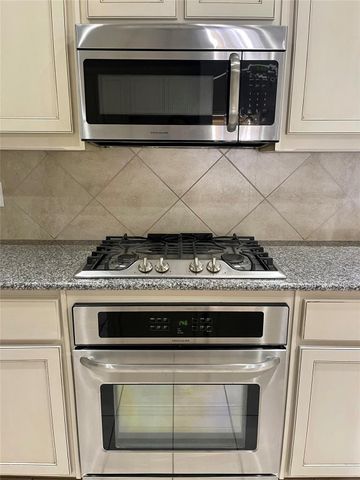 816 Cypress Hill Drive, Little Elm, TX 75068