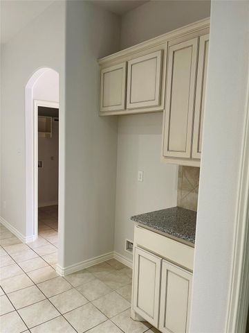 816 Cypress Hill Drive, Little Elm, TX 75068