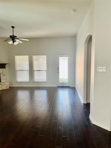 816 Cypress Hill Drive, Little Elm, TX 75068