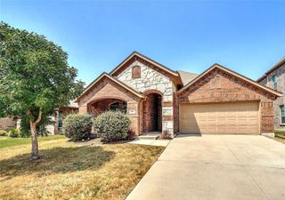 816 Cypress Hill Drive, Little Elm, TX 75068