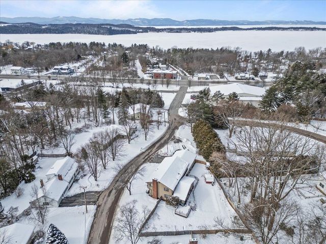 109 Juniper Ridge, Shelburne, VT 05445