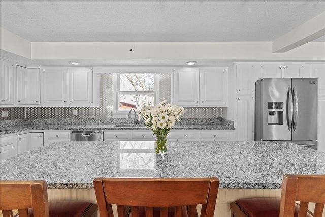 109 Juniper Ridge, Shelburne, VT 05445