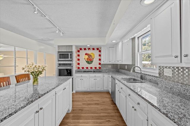 109 Juniper Ridge, Shelburne, VT 05445